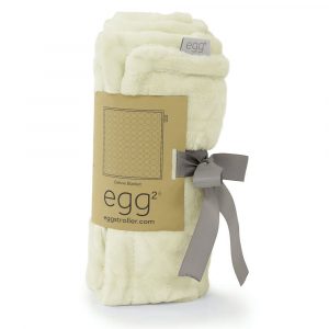 egg deluxe blanket cream